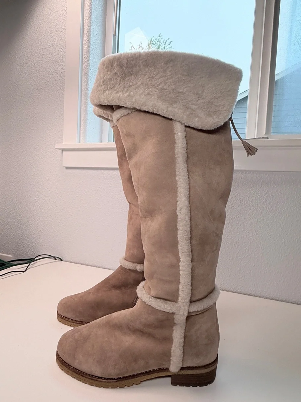 FRYE Tamara Over The Knee Shearling Boots Taupe Suede Fur Lined NWT women size 9
